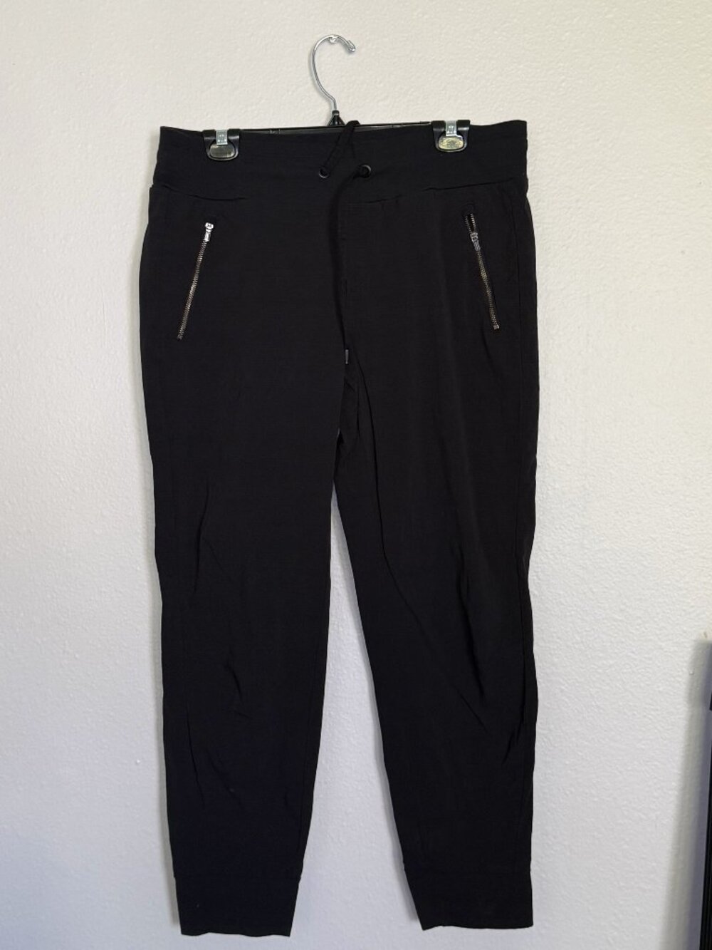 Athleta Trekkie North Joggers Size 12 Black Hiking Stretch Ripstop Pants 405726